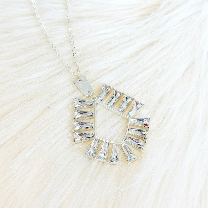 The "Style Queen" Necklace