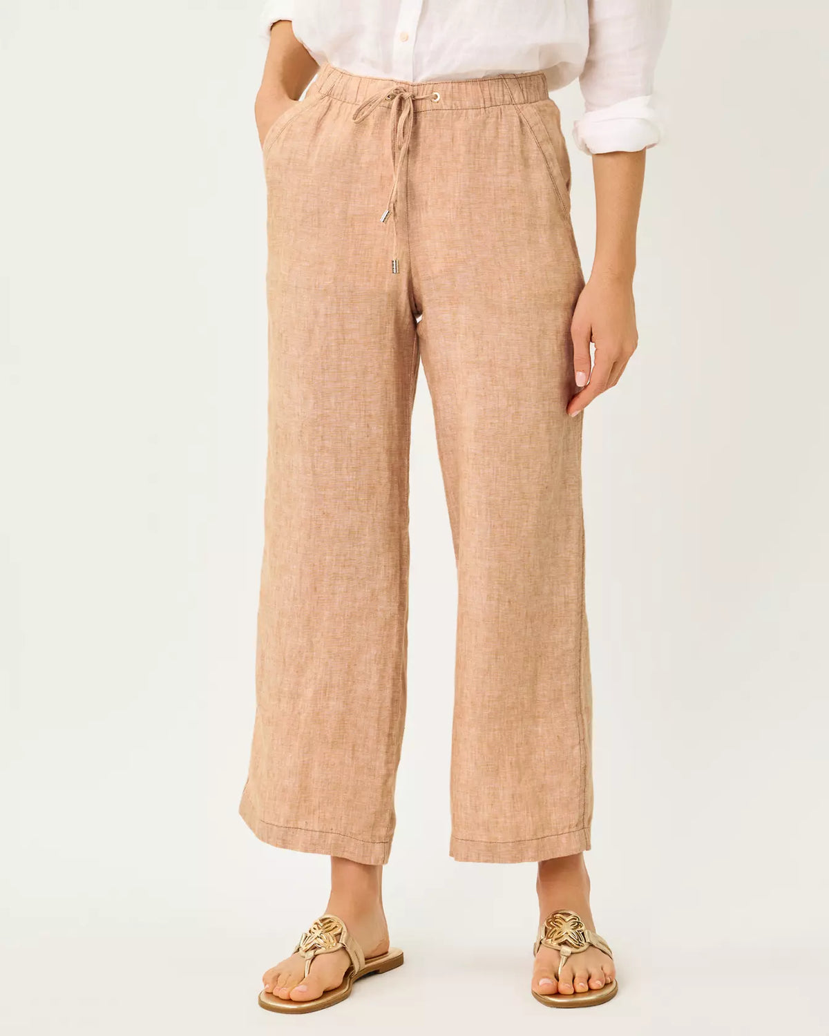 The "Iced Latte" 27" Brawley Linen Crop Pant by Lilly Pulitzer