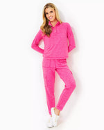 The "Heathered Passion Fruit Pink" UPF 50+ 28.5" Eva Pant by Lilly Pulitzer