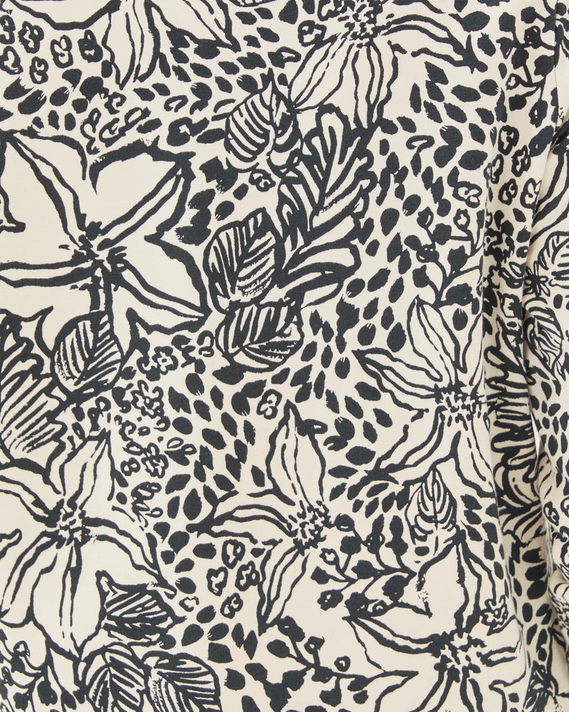 The "Lots to Spot" UPF 50+ Eleni Pullover by Lilly Pulitzer