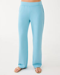 The "Bellevue Blue" UPF 50+ 30.5" Alwyn High Rise Pant by Lilly Pulitzer