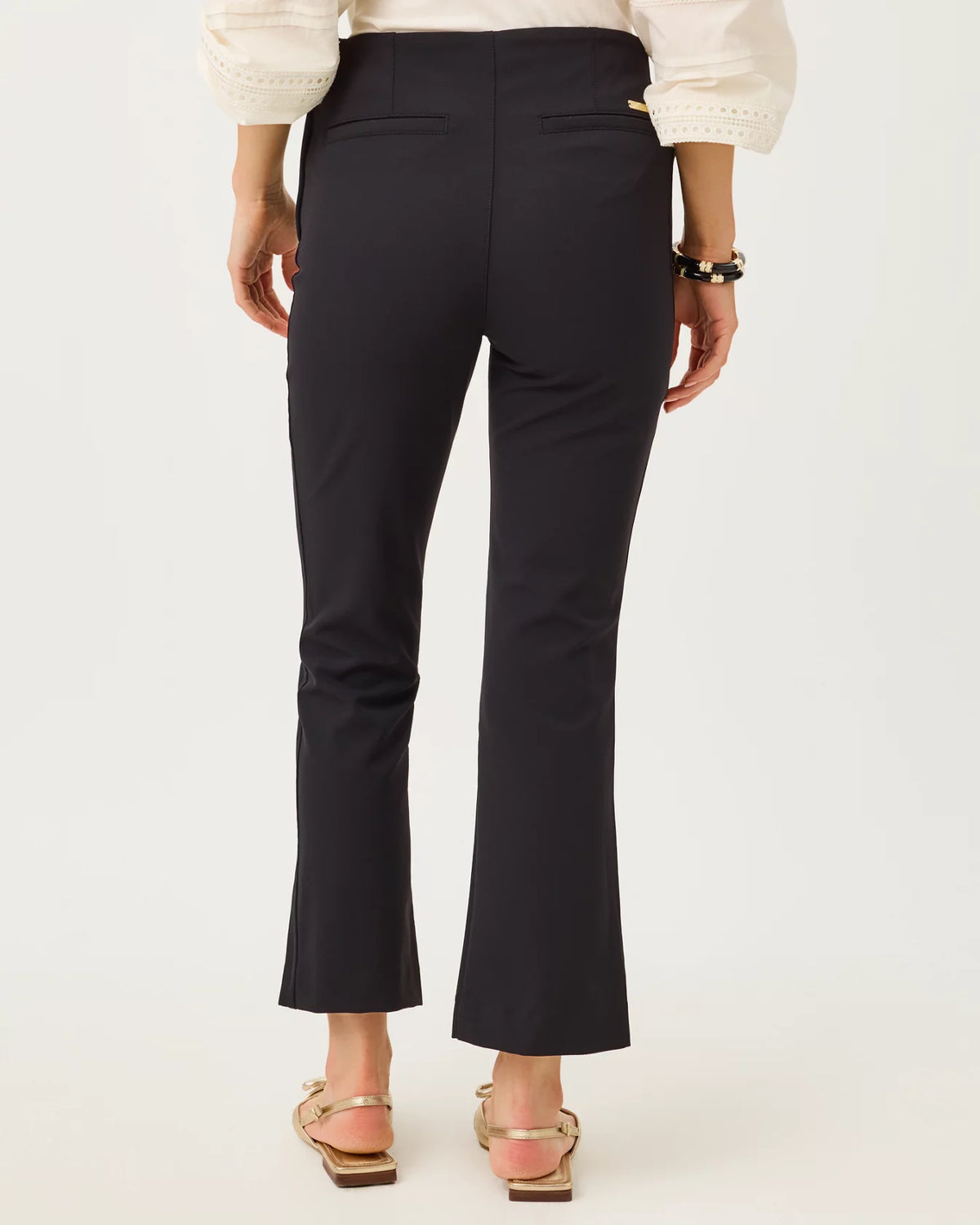The "Noir" 26" Kynlee Bi-Stretch Pant by Lilly Pulitzer