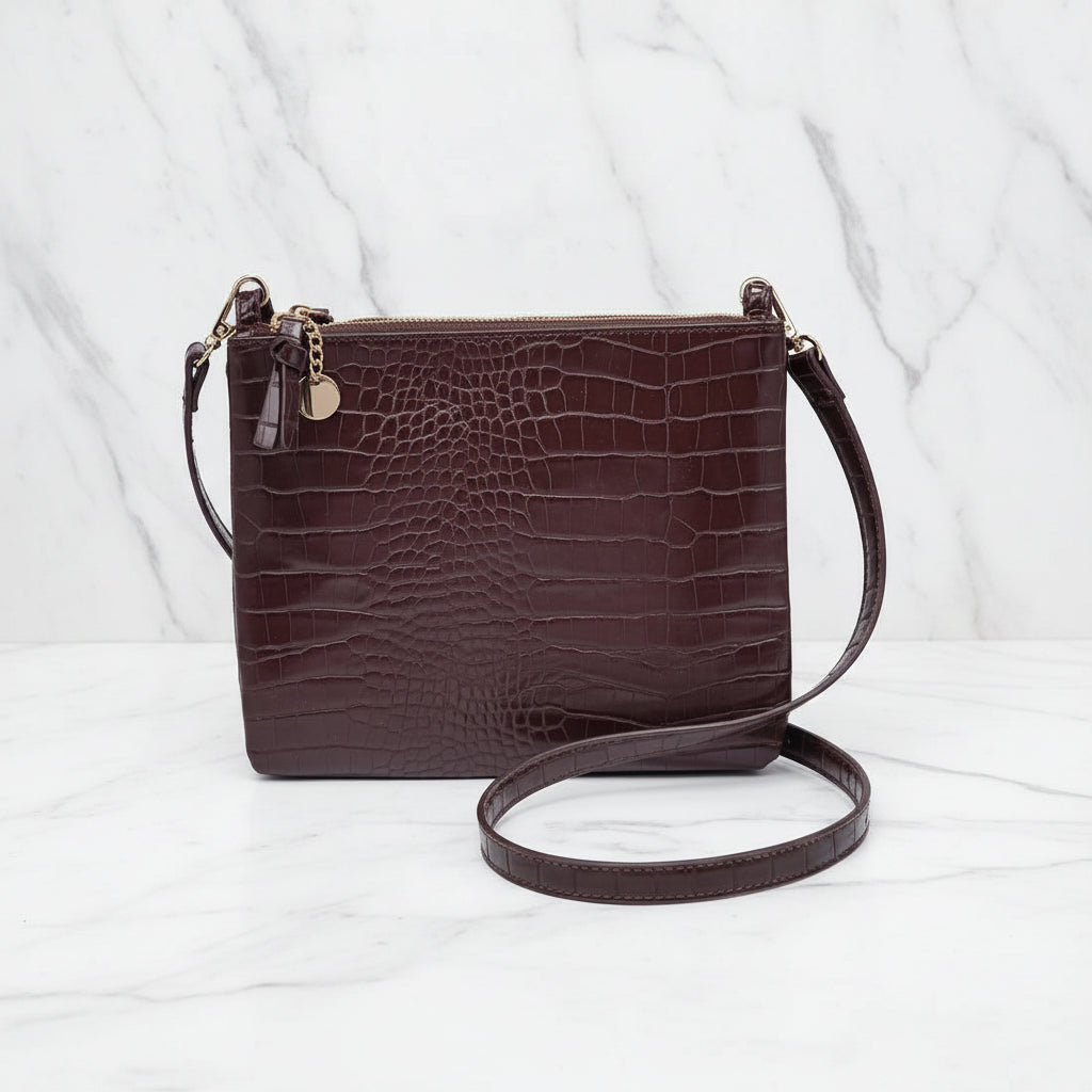 The "Janelle" Crossbody Handbag