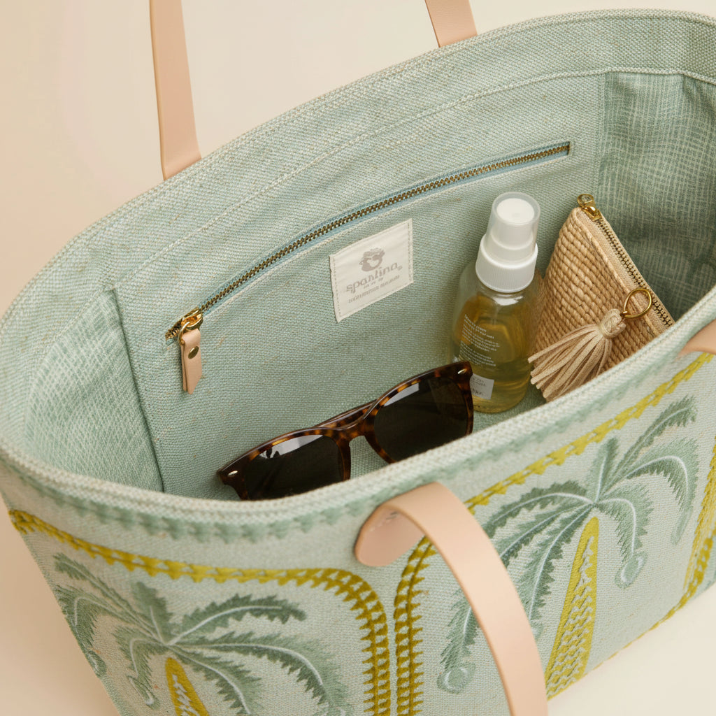 The "Richmond Hill Sea Foam Palms" Fiesta Tote by Spartina 449