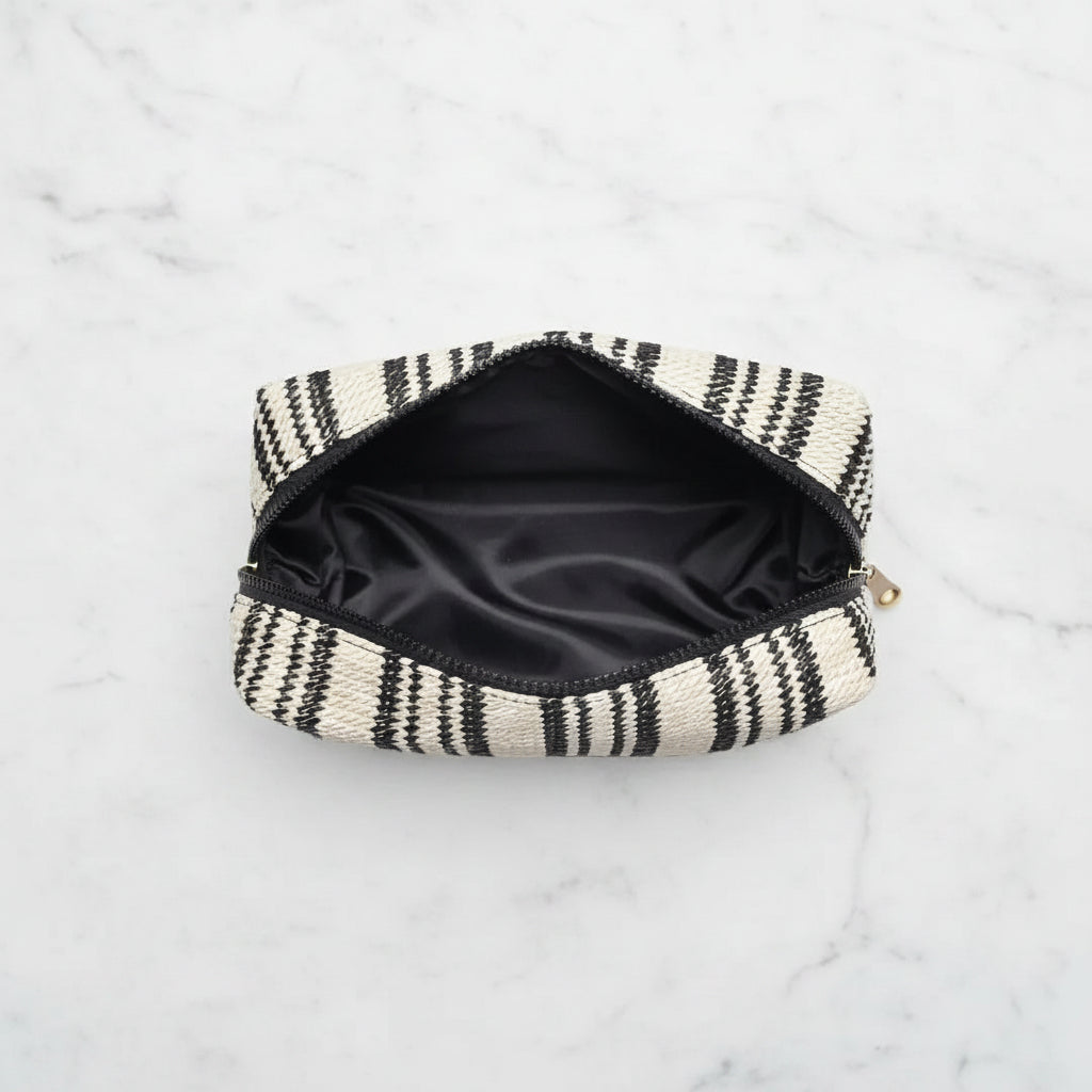 The "Bon Voyage" Pouch