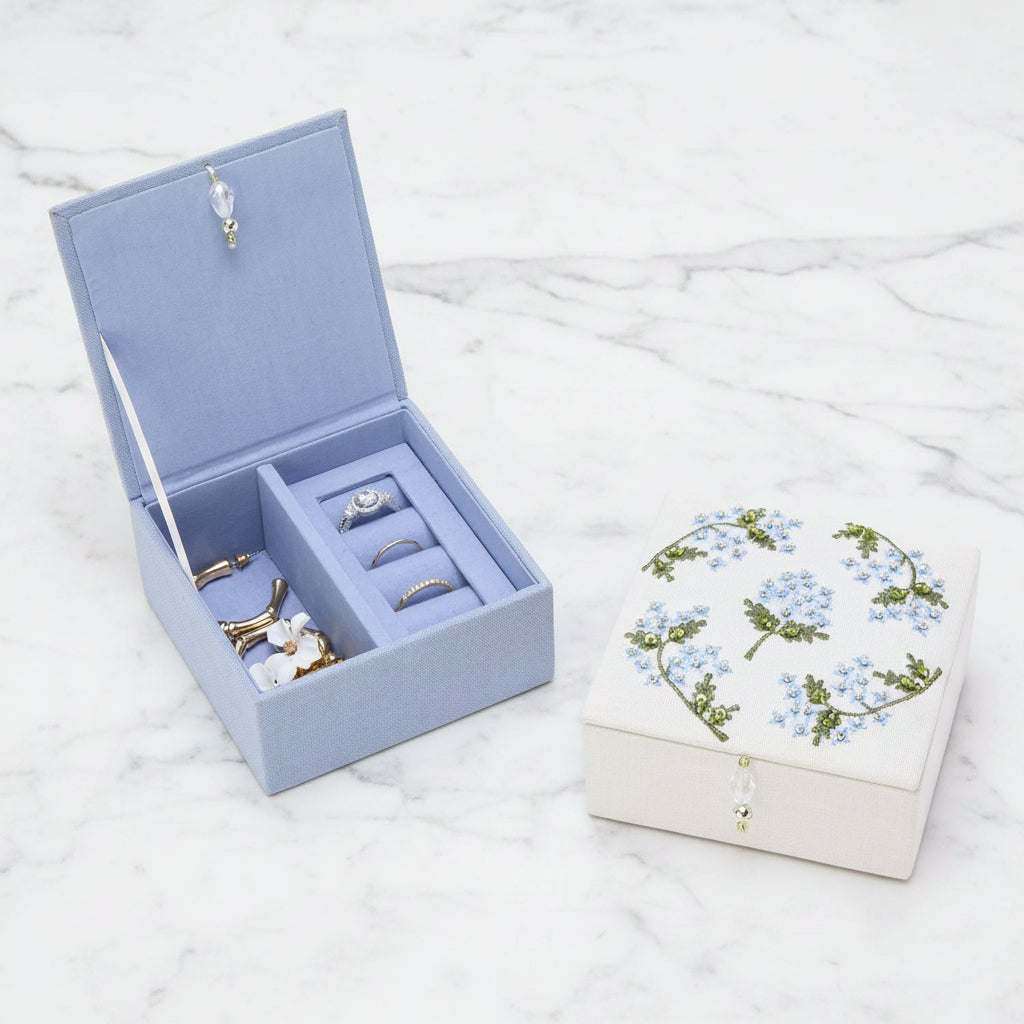 The "Hydrangea" Beaded Small Jewelry Box