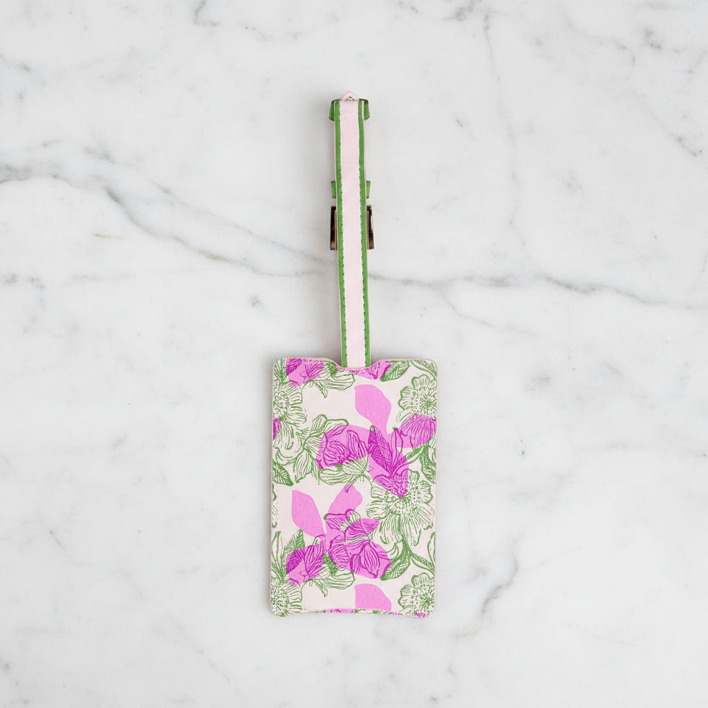 The “Sunset Shadows” Luggage Tag by Lilly Pulitzer