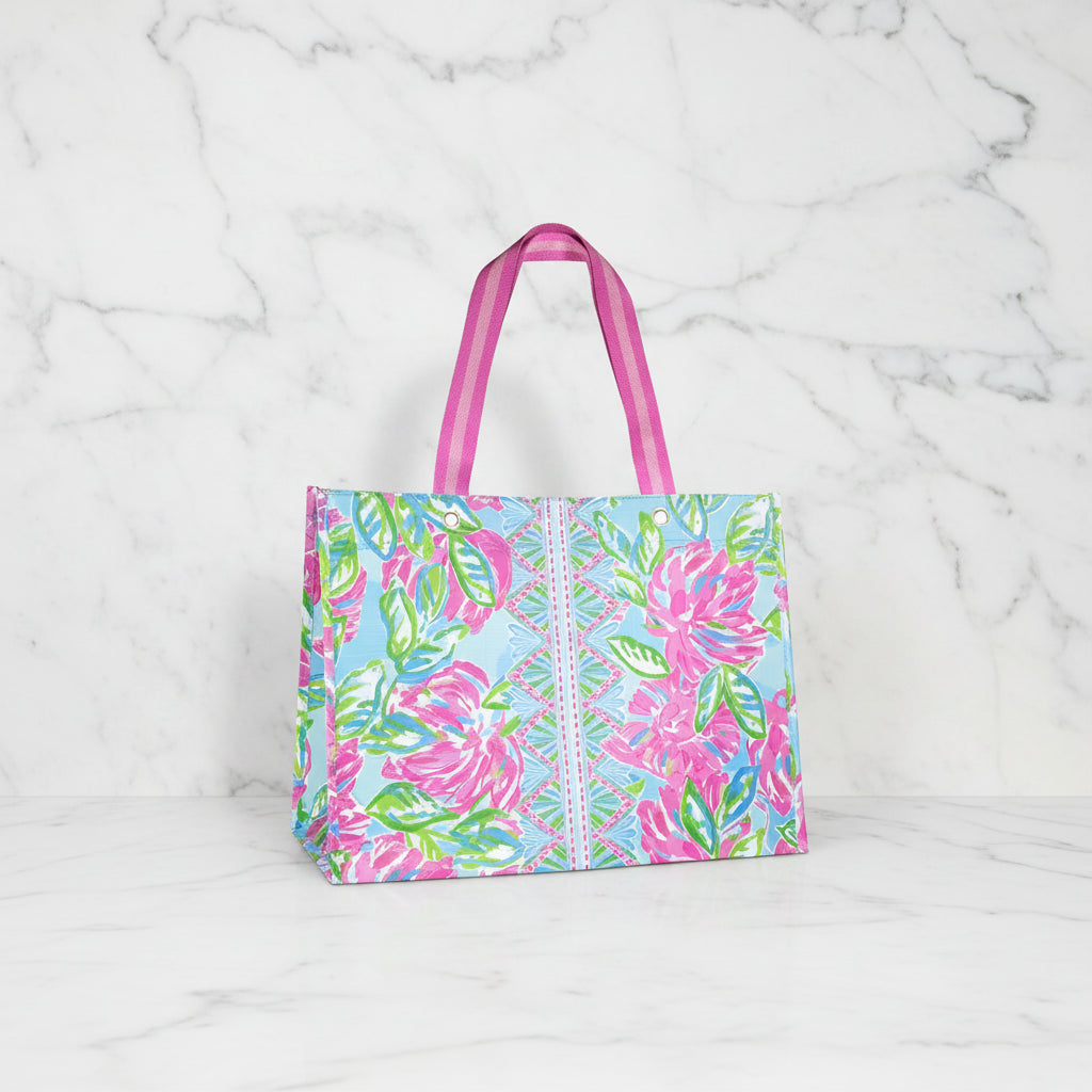 The "Totally Blossom" XL Market Shopper by Lilly Pulitzer