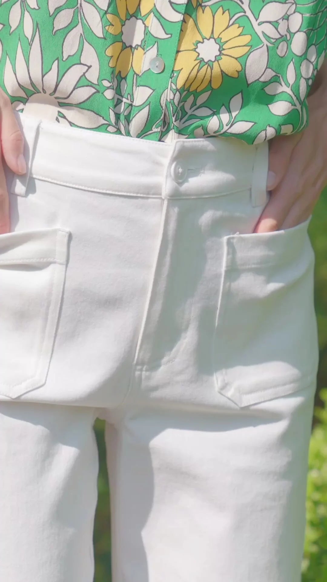 The "Lauren" Patch Pocket Cropped Pants
