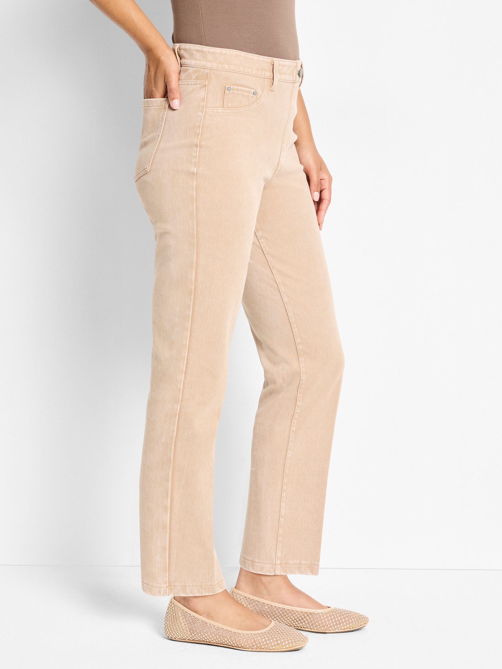 The "Washed Burro" 28" Recess Straight Knit Ankle Pull On Jeans by NIC+ZOE