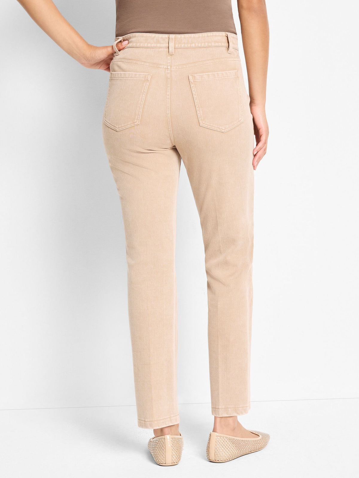 The "Washed Burro" 28" Recess Straight Knit Ankle Pull On Jeans by NIC+ZOE