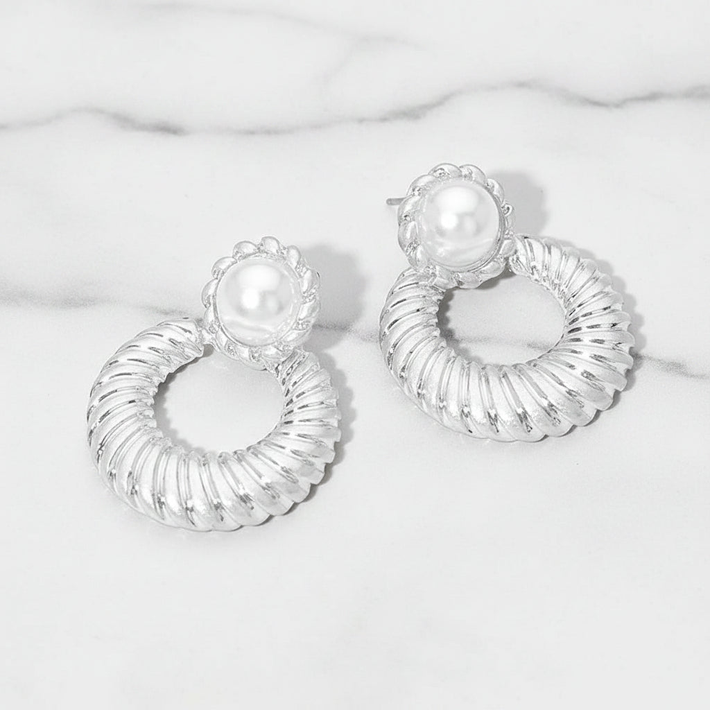 The "So Chic" Earrings