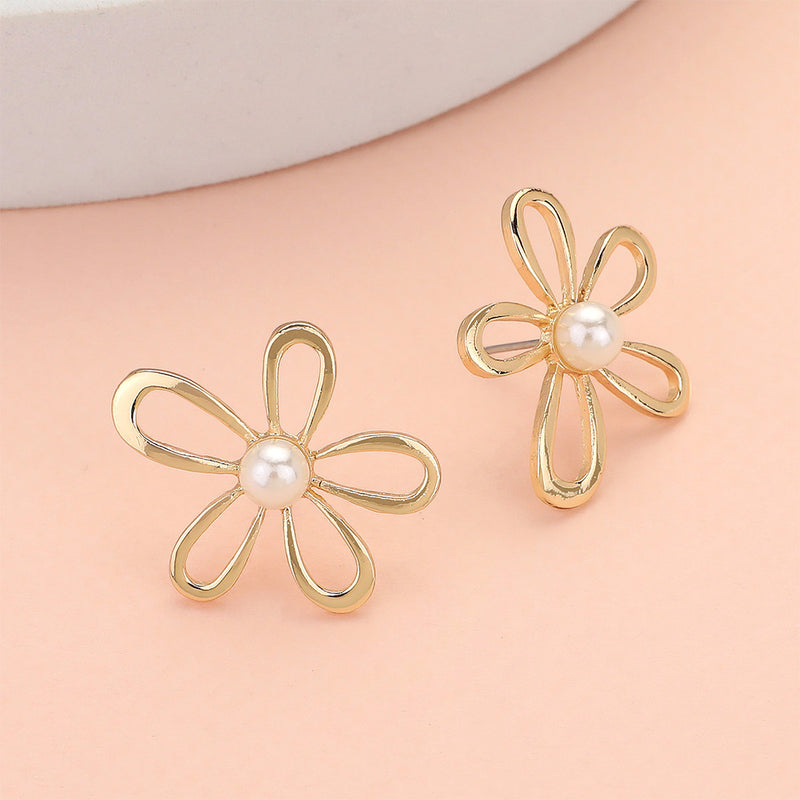 The "Delightful Daisy" Earrings