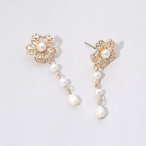 The "Mini Flower" Earrings