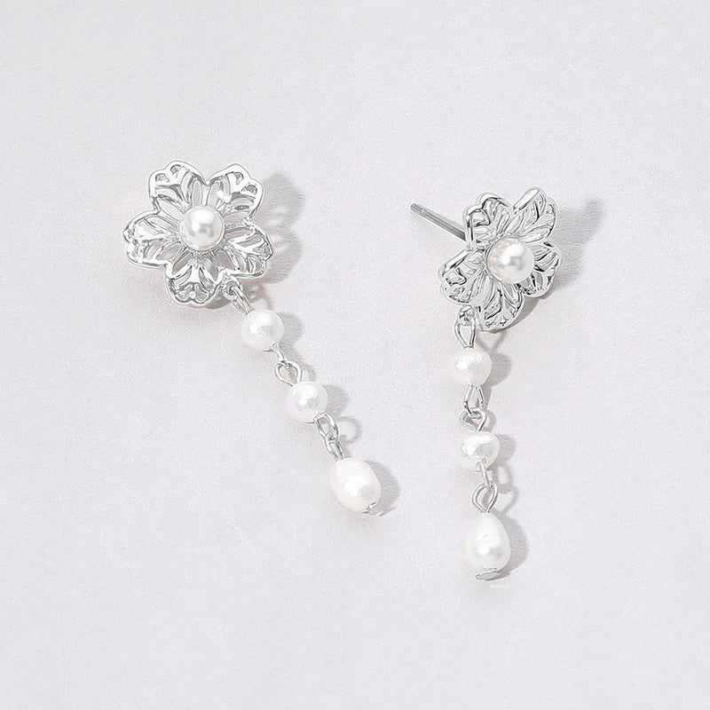 The "Mini Flower" Earrings