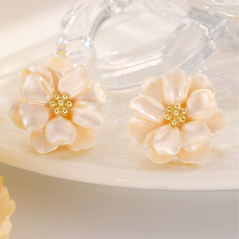 The "Pearlized Flower" Earrings