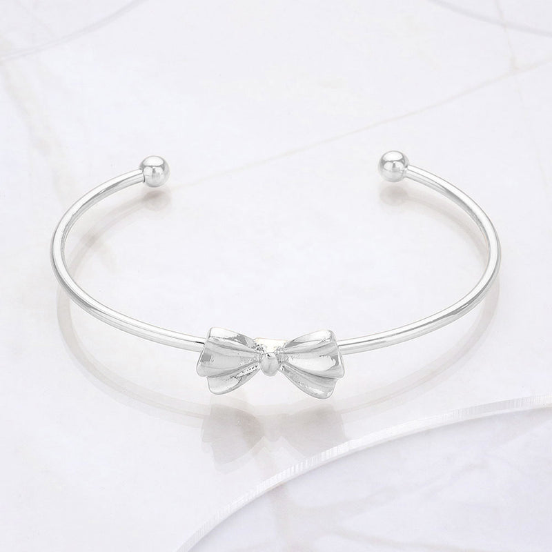 The "Petite Bow" Bracelet