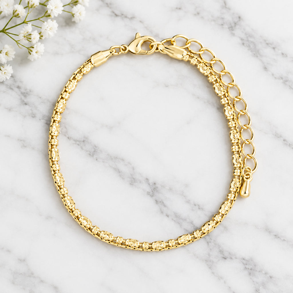 The "Chic Contrast" Bracelet