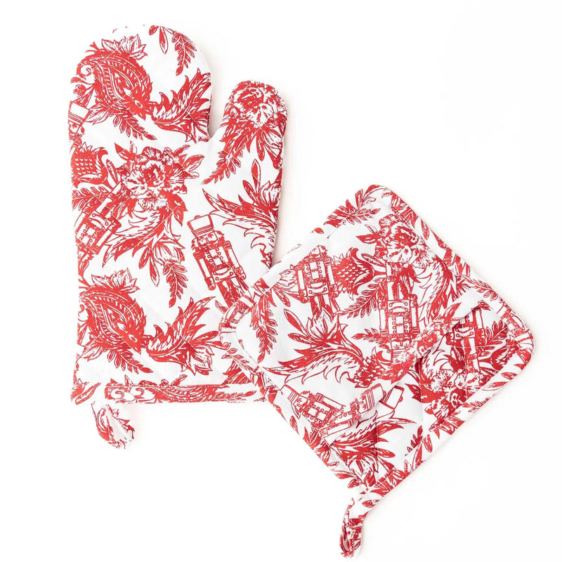 The "Nutcracker Toile" Oven Mitt Set