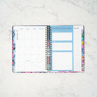 The "Jumbo 17 Month Agenda 2026/2027" by Lilly Pulitzer