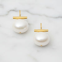 The "Classic Forever Fave Pebble Pearls Medium" by CC & Co Catherine Canino