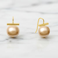 The "Classic Forever Fave Pebble Pearls Medium" by CC & Co Catherine Canino