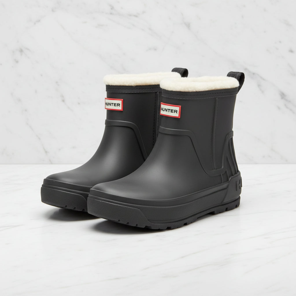 The "Willa" 100% Lightweight Insulated Bootie by Hunter