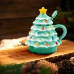 The "Nostalgic Christmas Tree" Mug with Lid and Spoon