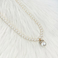 The "Pearly Surprise" Necklace