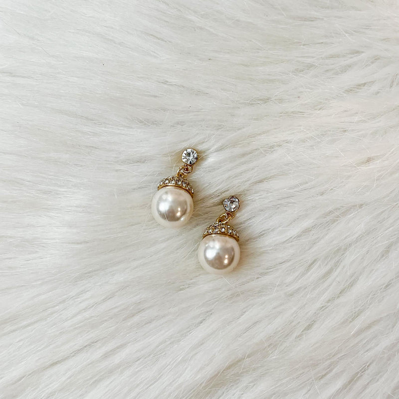 The "Pearly Surprise" Earrings