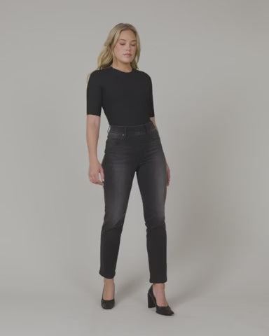 The Vintage Black Ankle Straight Leg Jean by Spanx – The Pretty