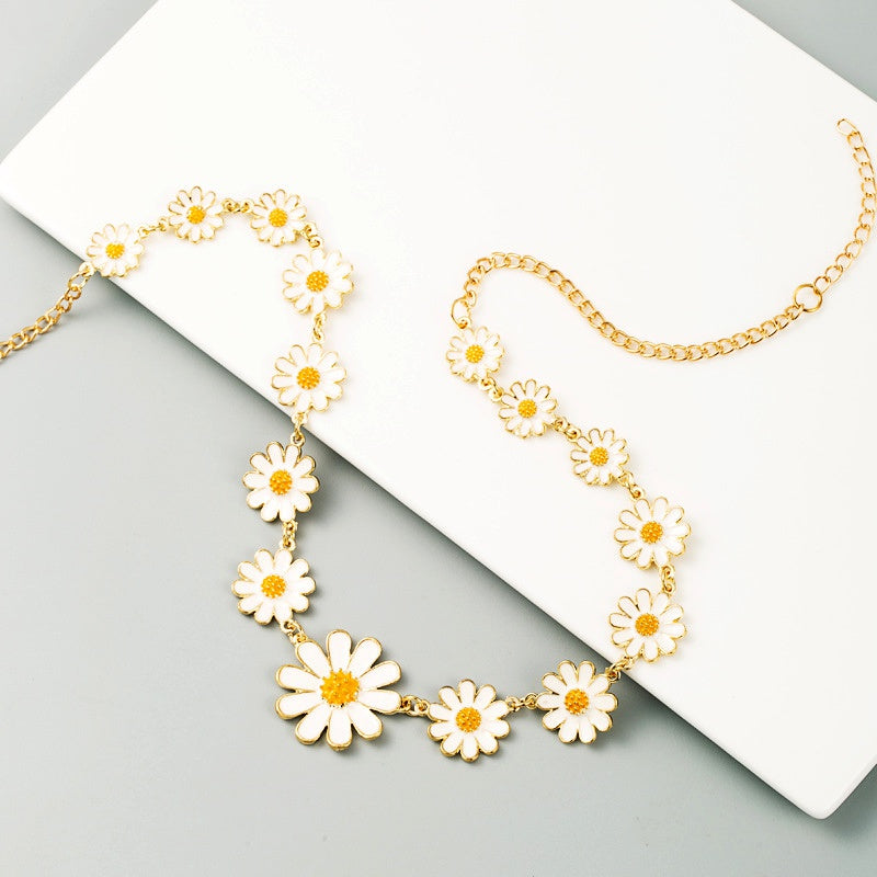 The "Daisy Girl" Necklace